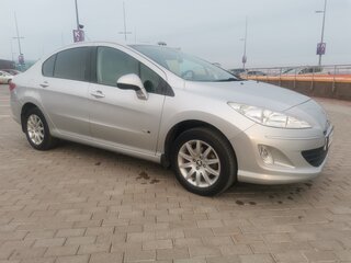 2016 Peugeot 408 I, серебристый, 800000 рублей, вид 4