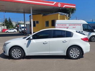 2012 Chevrolet Cruze I, белый, 630000 рублей, вид 4