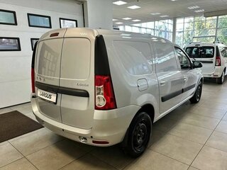2026 Lada (ВАЗ) Largus I Рестайлинг, серебристый, 1667000 рублей, вид 2
