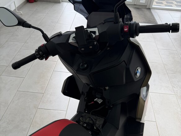 2024 BMW C 400 X, бежевый, 1200000 рублей - вид 4