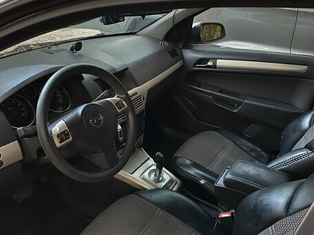 2007 Opel Astra H Рестайлинг, серебристый, 250000 рублей, вид 5