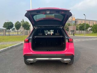 2021 Mercedes-Benz GLA 180 II (H247), розовый, 1799111 рублей, вид 5
