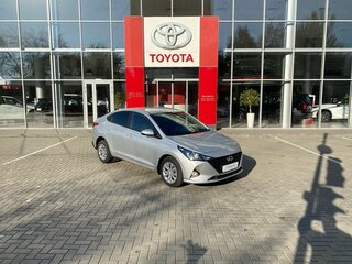 2021 Hyundai Solaris II Рестайлинг, серый, 1700000 рублей, вид 3