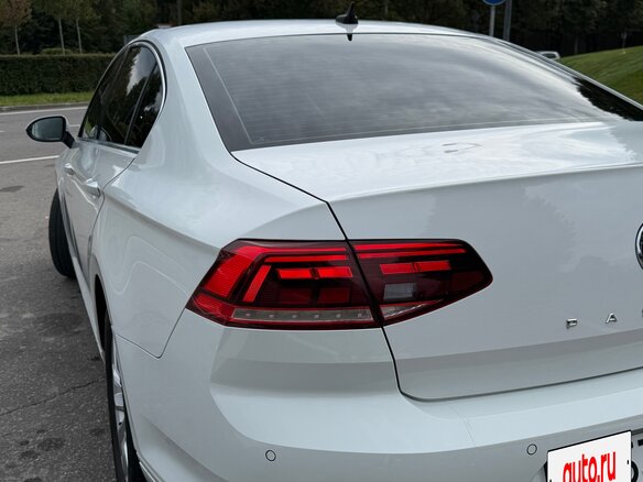2019 Volkswagen Passat B8 Рестайлинг, белый, 2530000 рублей - вид 8