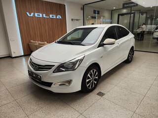2016 Hyundai Solaris I Рестайлинг, белый, 930000 рублей, вид 1