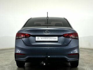 2017 Hyundai Solaris II, серый, 1137000 рублей, вид 3