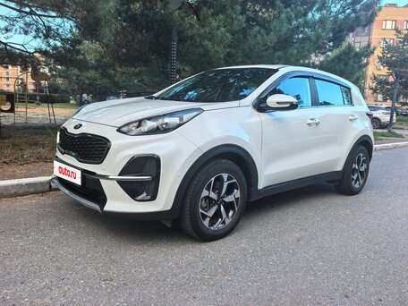 2021 Kia Sportage IV Рестайлинг, белый, 2490000 рублей, вид 5