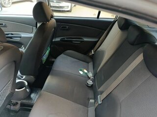 2009 Kia Rio II Рестайлинг, серебристый, 440000 рублей, вид 4