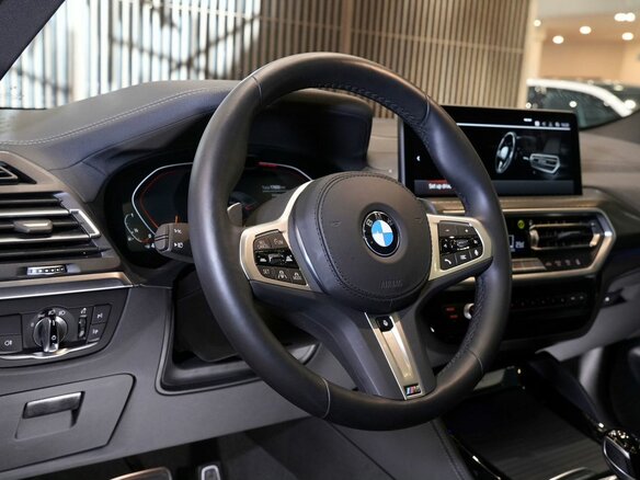 2024 BMW X4 20i II (G02) Рестайлинг, чёрный, 7220000 рублей - вид 14