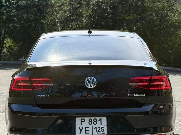 2015 Volkswagen Passat B8, чёрный, 1299177 рублей - вид 3