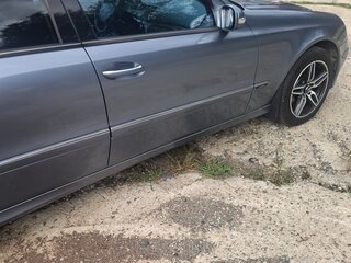 2004 Mercedes-Benz E-Класс 200 III (W211, S211), серый, 900000 рублей, вид 3