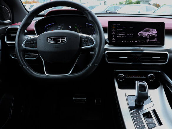 2020 Geely Coolray I, серый, 1630000 рублей - вид 26