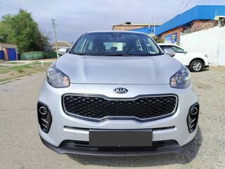 2018 Kia Sportage IV Рестайлинг, серый, 1950000 рублей, вид 1