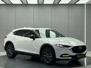 2023 Mazda CX-4 I Рестайлинг, белый, 1640000 рублей, вид 1