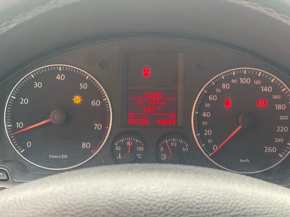 2008 Volkswagen Golf V, серый, 350000 рублей - вид 7