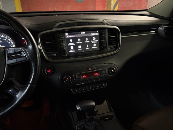 2020 Kia Sorento III Prime Рестайлинг, белый, 3370000 рублей - вид 8