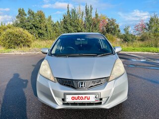 2011 Honda Fit II, серебристый, 865000 рублей, вид 3