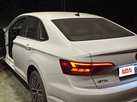 2020 Volkswagen Jetta VII, белый, 2400000 рублей, вид 3