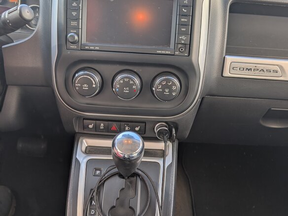 2013 Jeep Compass I Рестайлинг 2, чёрный - вид 13