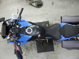 2023 Suzuki GSX-8S, синий, 745000 рублей, вид 4