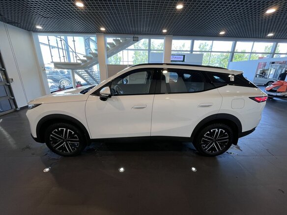 2025 Omoda C7, белый, 2390000 рублей - вид 5