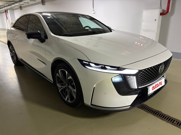 2025 Mazda EZ-6 28.4 kWh, белый, 3600000 рублей - вид 9