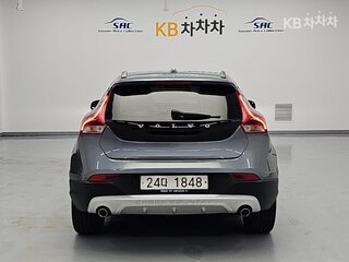 2019 Volvo V40 Cross Country I Рестайлинг, серый, 1948505 рублей, вид 3