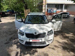 2014 Skoda Yeti I Рестайлинг, белый, 800000 рублей, вид 3