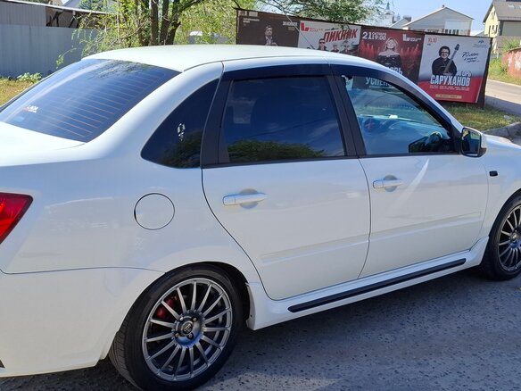 2014 Lada (ВАЗ) Granta Sport I, белый, 500000 рублей - вид 6