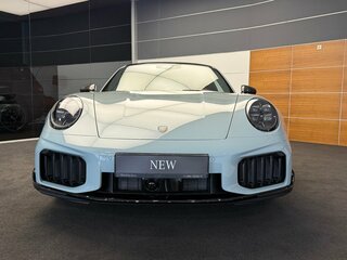 2026 Porsche 911 Turbo S VIII (992) Рестайлинг, зелёный, 39990000 рублей, вид 4