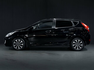 2012 Hyundai Solaris I, чёрный, 790000 рублей, вид 4