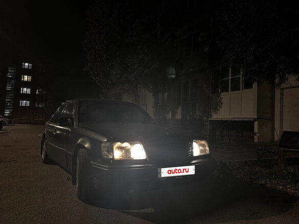 1994 Mercedes-Benz E-Класс 200 I (W124), чёрный, 190000 рублей - вид 1