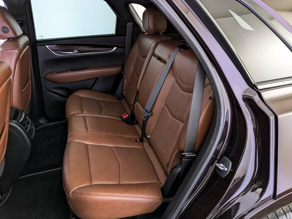 2020 Cadillac XT5 I Рестайлинг, красный, 3090000 рублей - вид 16