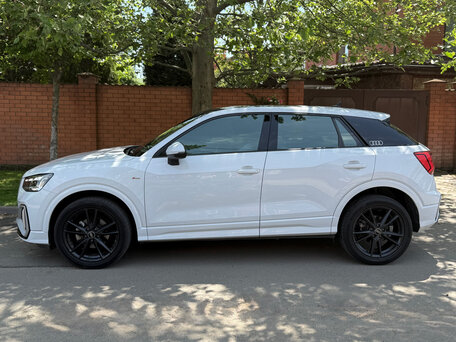 2022 Audi Q2 35 TFSI I Рестайлинг, белый, 2390000 рублей, вид 5