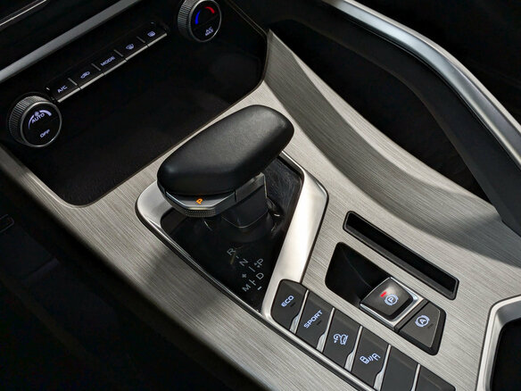 2023 Geely Coolray I, серый, 1690000 рублей - вид 19