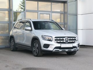 2020 Mercedes-Benz GLB 200 d I (X247), серебристый, 3930000 рублей, вид 3