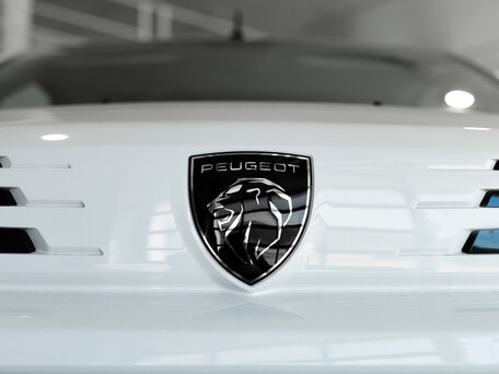 2025 Peugeot Expert, белый, 5099000 рублей, вид 4