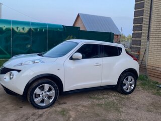 2013 Nissan Juke I, белый, 1080000 рублей, вид 3