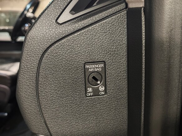 2017 Volkswagen Multivan T6, чёрный - вид 32