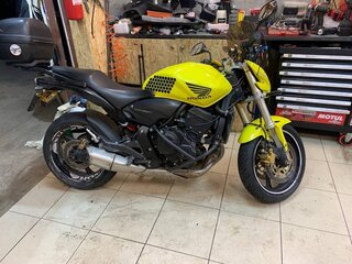 2009 Honda CB 600F Hornet, жёлтый, 430000 рублей, вид 3