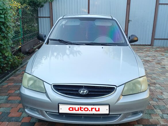 2004 Hyundai Accent ТагАЗ II, серебристый, 330000 рублей - вид 1