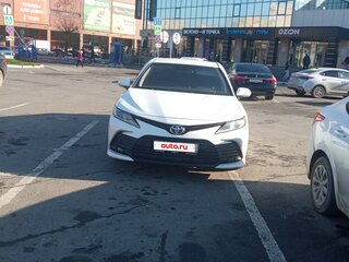 2022 Toyota Camry VIII (XV70) Рестайлинг, белый, 2300000 рублей, вид 1