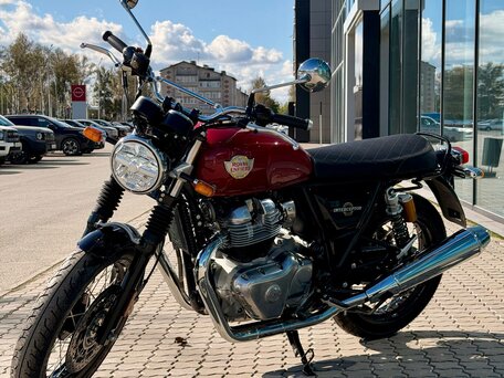 2026 Royal Enfield Interceptor 650, красный, 689000 рублей, вид 5
