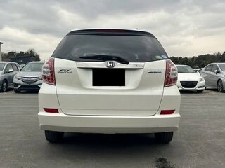 2014 Honda Fit Shuttle I Рестайлинг, белый, 712000 рублей, вид 5