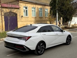 2023 Hyundai Elantra VII (CN7) Рестайлинг, белый, 1750000 рублей, вид 5