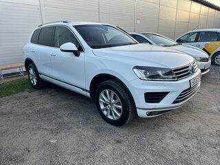 2015 Volkswagen Touareg II Рестайлинг, белый, 2850000 рублей, вид 4