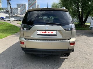 2008 Mitsubishi Outlander II, бежевый, 1500000 рублей, вид 4