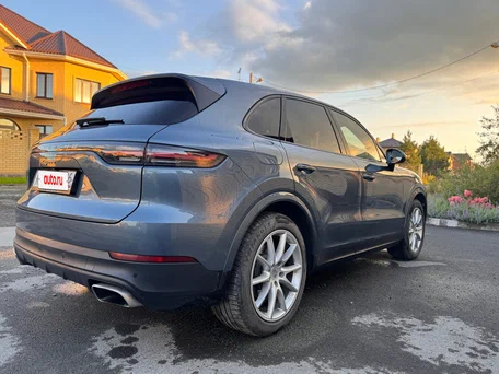 2018 Porsche Cayenne III, голубой, 5780000 рублей, вид 4