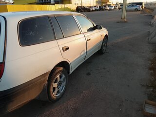 2002 Toyota Caldina I, белый, 310000 рублей, вид 3