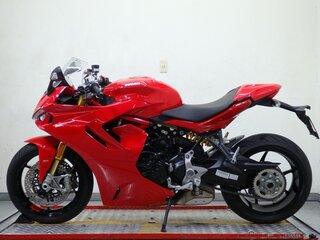 2021 Ducati Supersport, красный, 1161000 рублей, вид 2